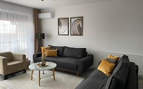 Apartment Prizreni-Free Parking Privat